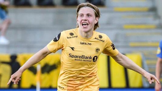 篮球篮网主力球员连续三场得分20+