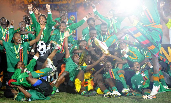 德泽尔比：拉比奥职业素养堪称典范，规则层面的因素使他离队