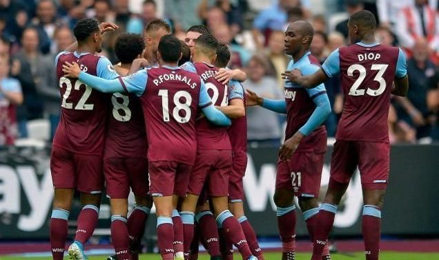 拉什福德近3场欧冠斩4球，而此前12场欧冠一球未进（拉什福德欧冠近3战轰入4球，此前12场颗粒无收）